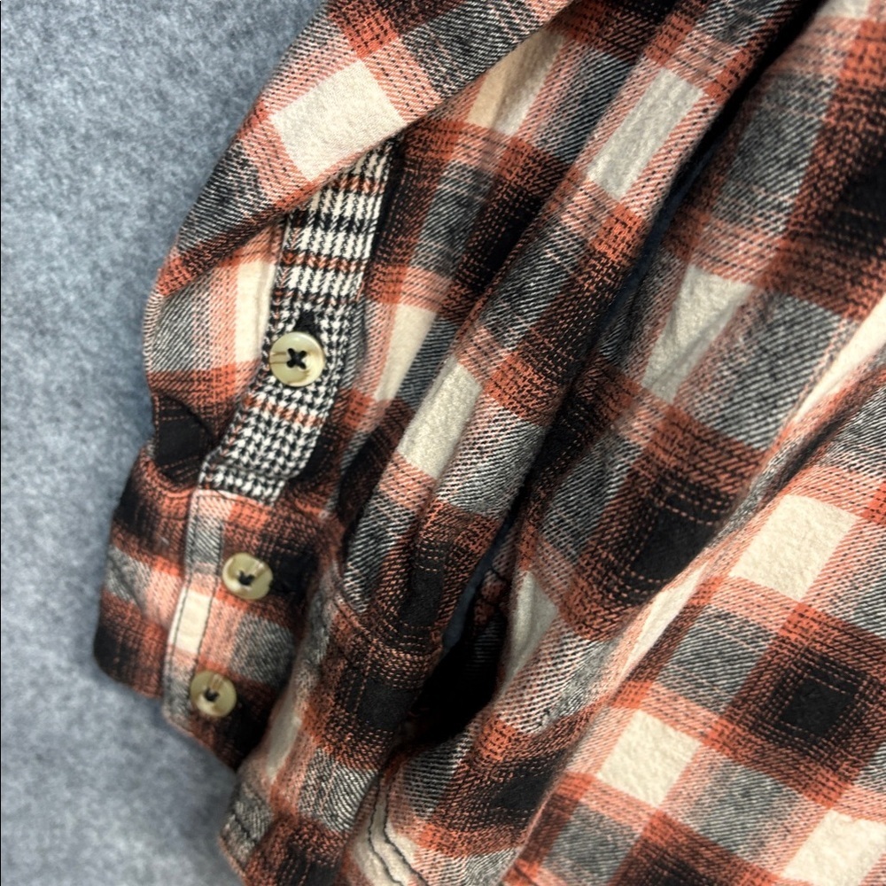 We The Free Wild Fire Plaid Button-Down oversized  collard Shirt M - Picture 4 of 13